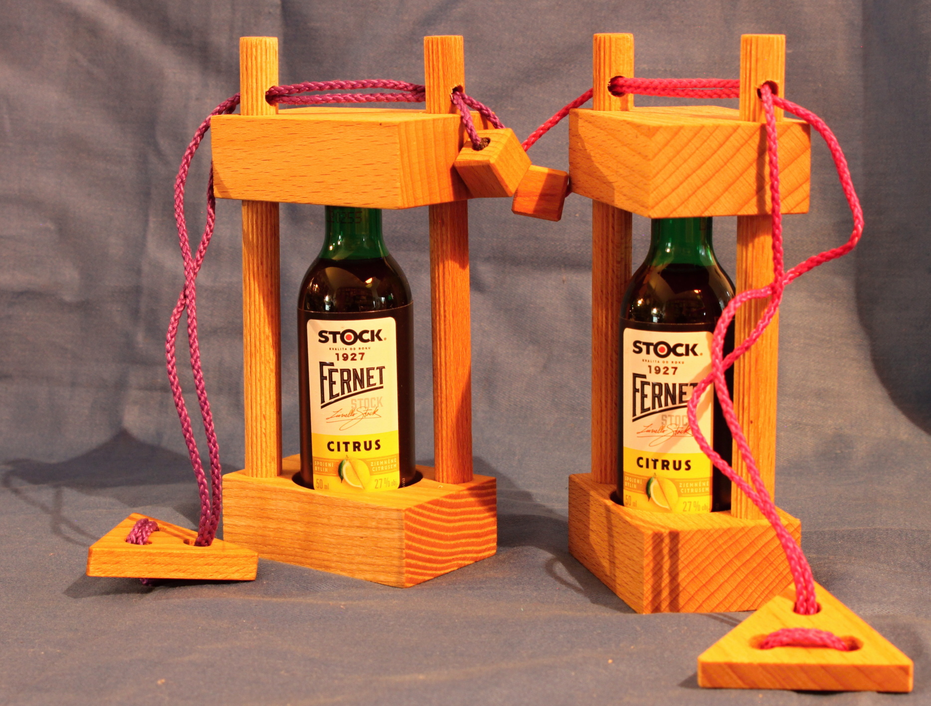 Hlavolam s lahvičkou Fernet citrus