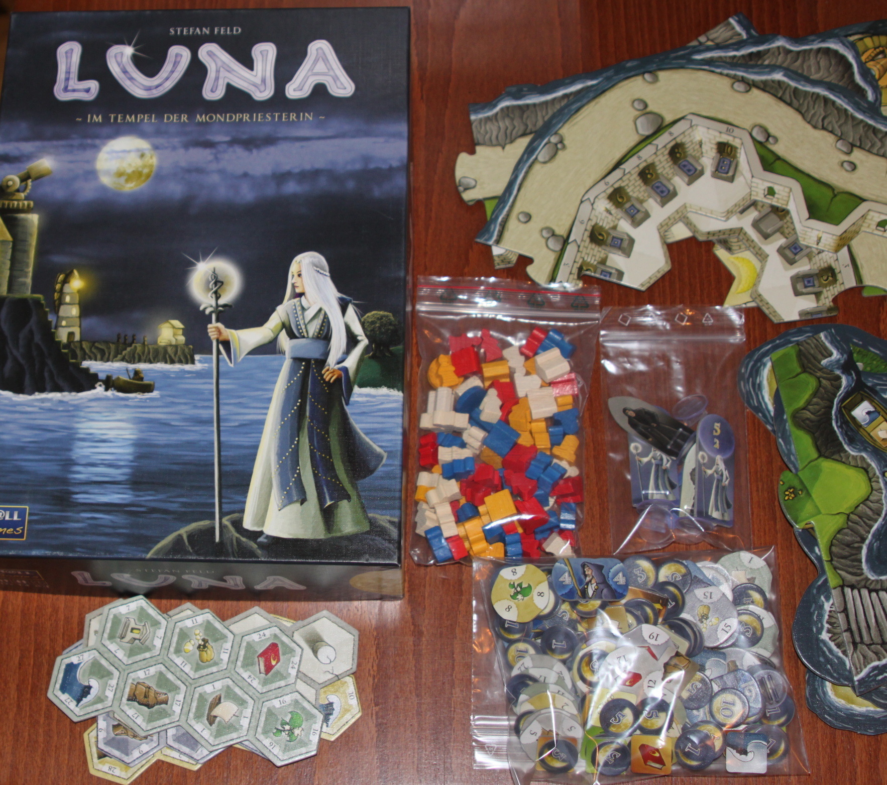 Luna: Im Tempel der Mondpriesterin ‐ German first edition (2010)